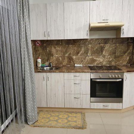 Quartira - Studia Apartment Lutsk Ngoại thất bức ảnh