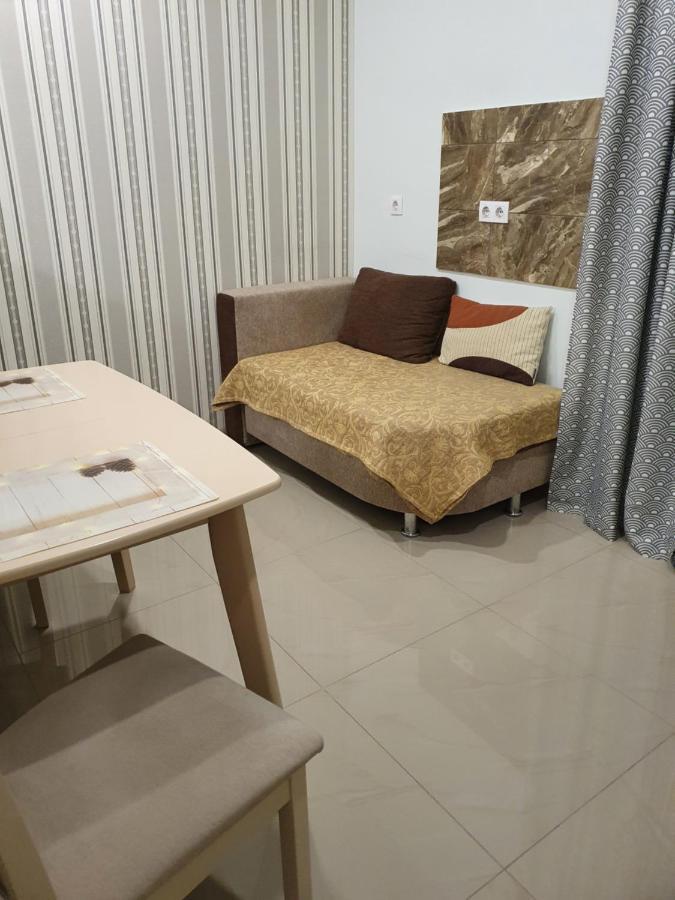 Квартира-Студія Lutsk Ngoại thất bức ảnh